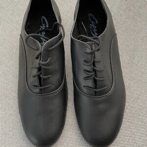 Dance shoes (NEW / Not worn)